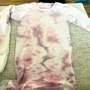 Long sleeve Swiftly tech